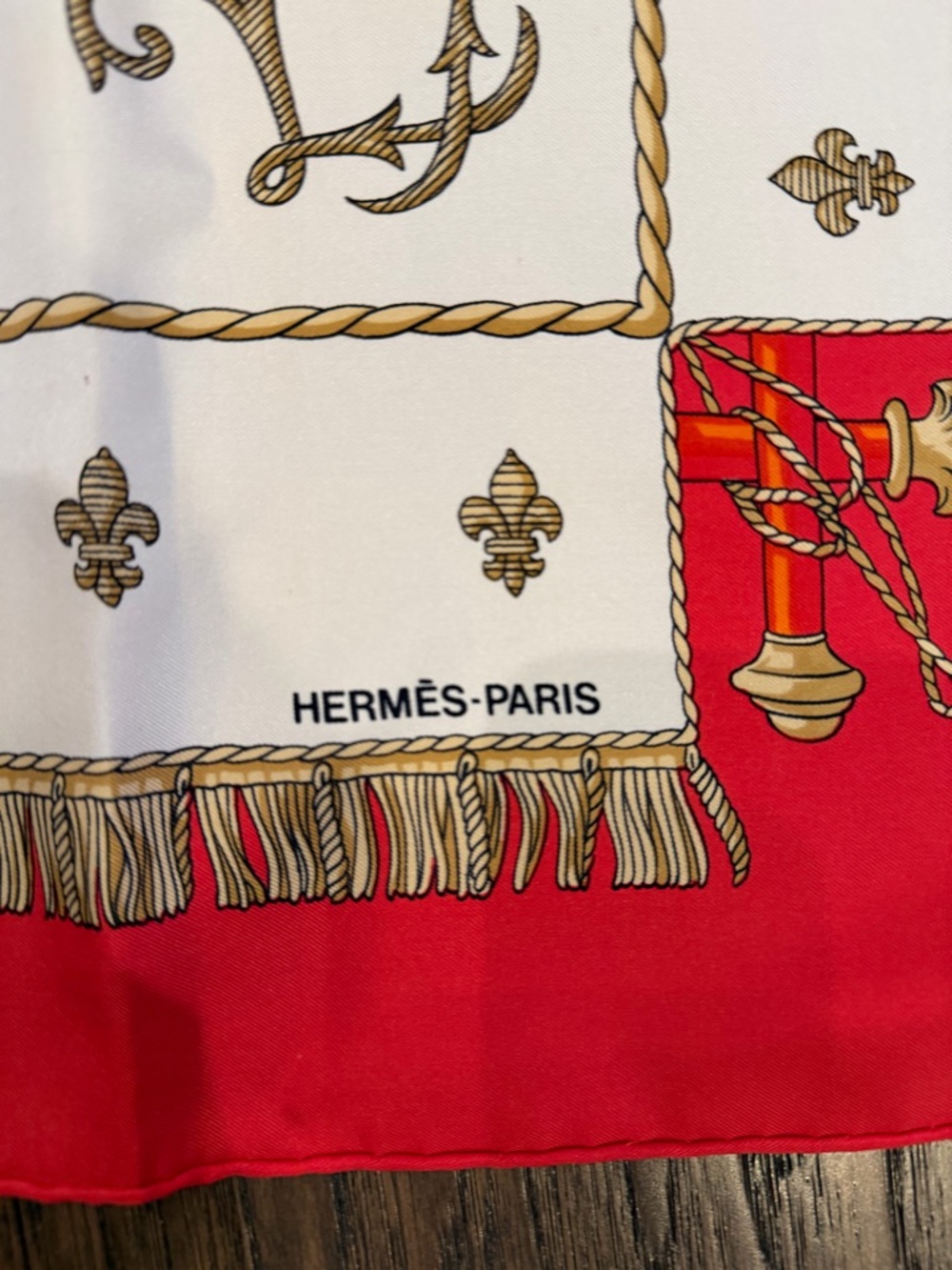 Hermes Coral Red and Gold Silk Scarf VUE DU CARROSSE DE - Picture 2 of 9